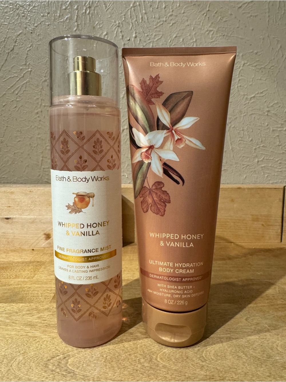NWT Whipped Honey & Vanilla Fragrance Mist & Body Cream Bundle